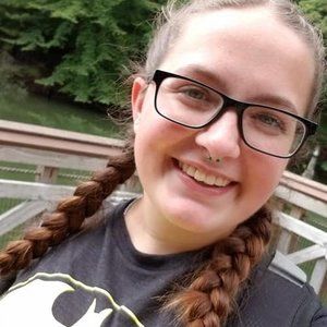 Meet your Posher, Savannah